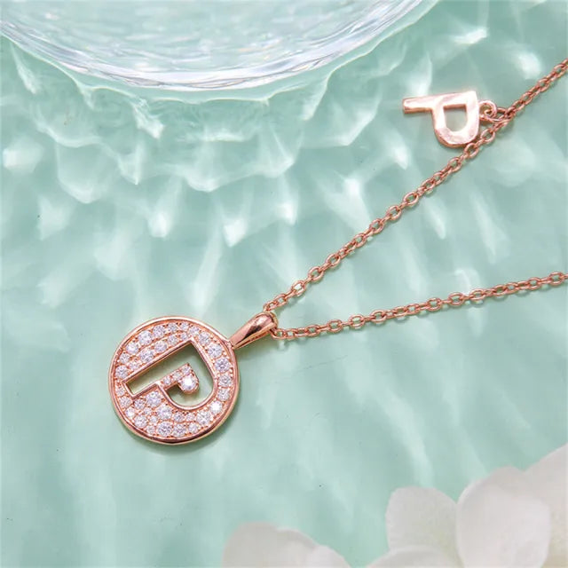Collar de Moissanita y Diamantes con letra 'P' para mujer