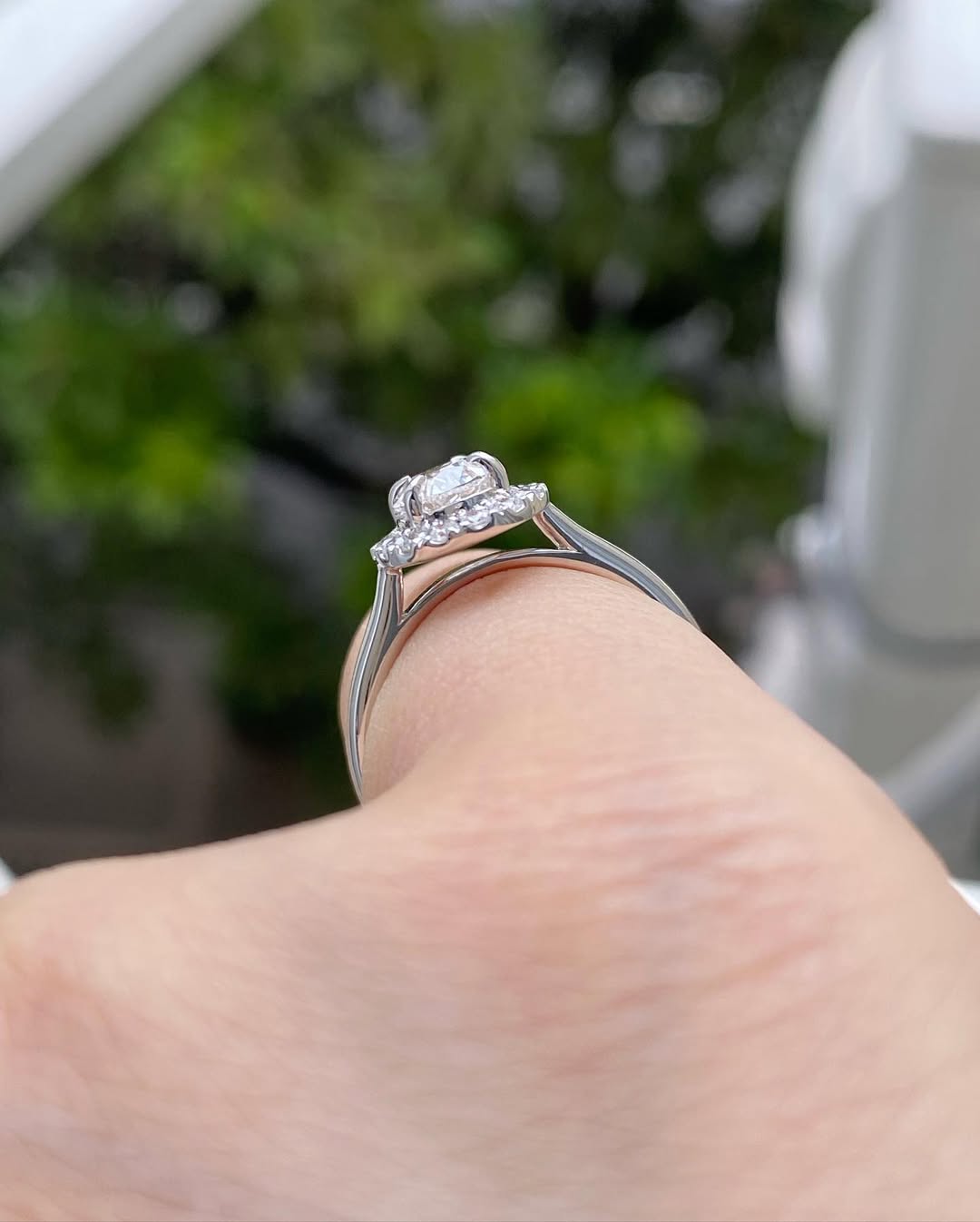 Oval Halo Engagement Ring