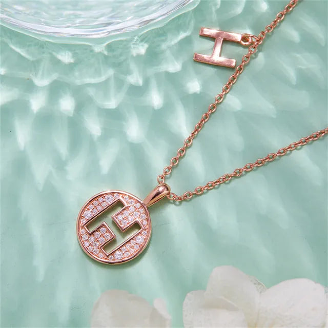 Collar de Moissanita y Diamantes con letra 'H' para mujer